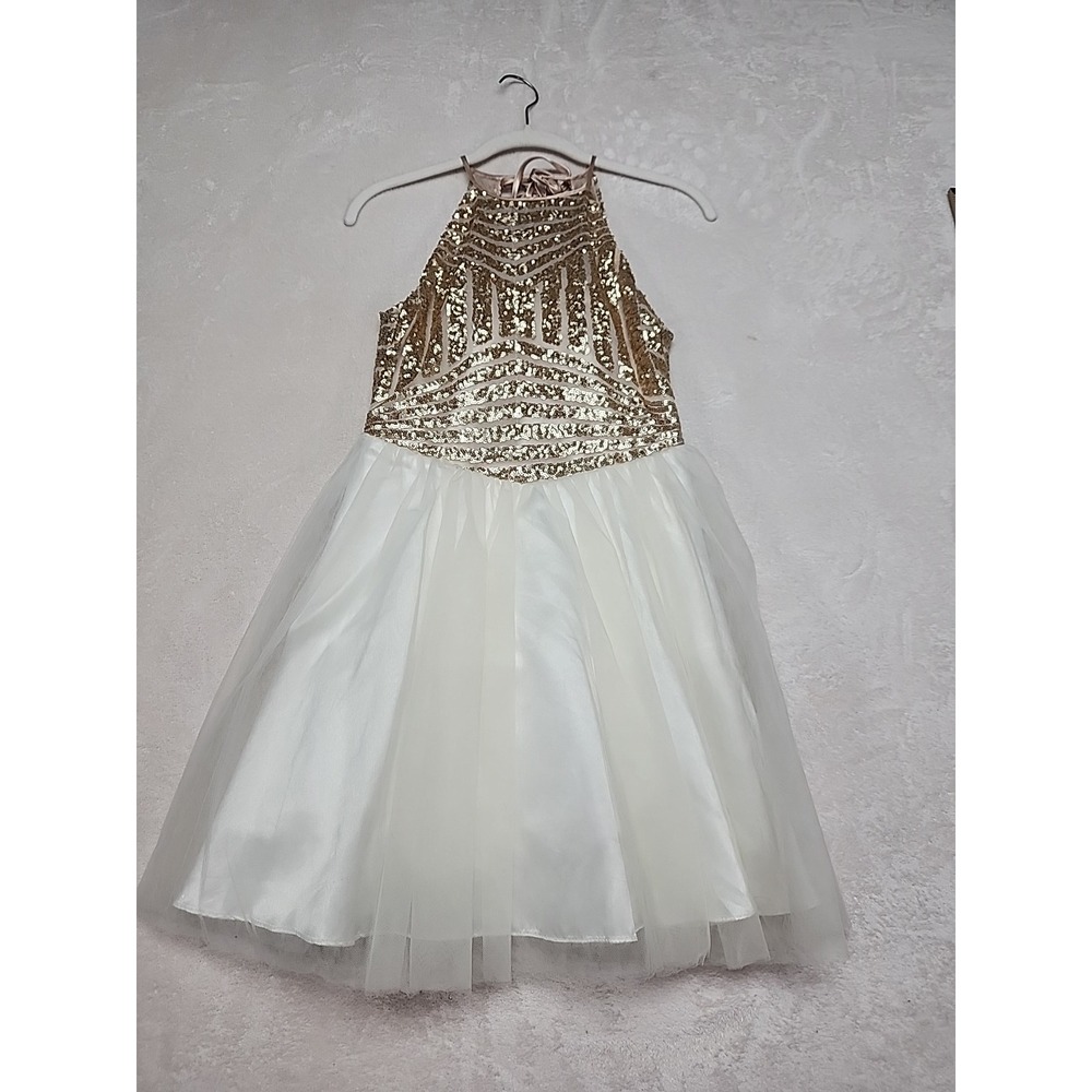 Masquerade Formal‎ Halter Top Gold Sequin Dress  Homecoming  Prom Size 3/4 Knee